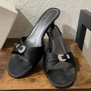 Naturalizer Satin & Crystal Dressy Heels Sz. 9 1/2